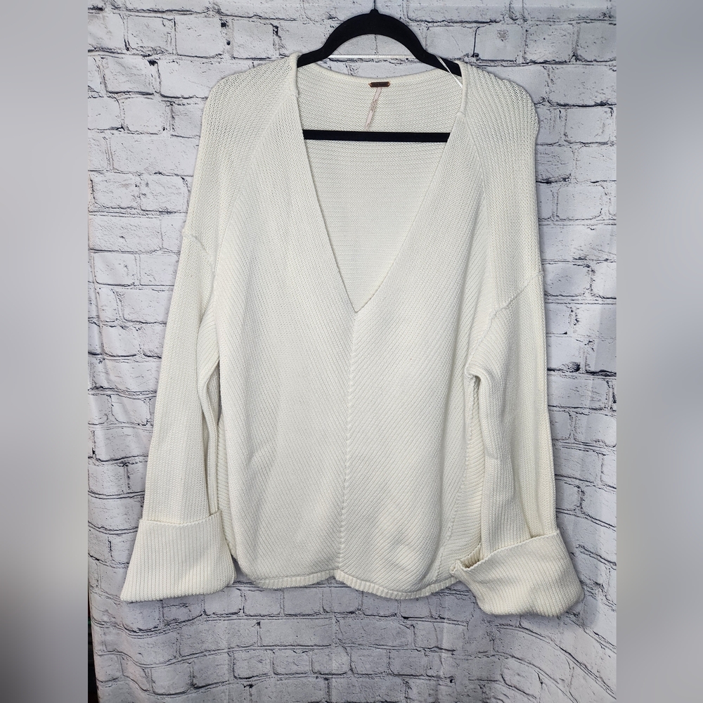 Free People Thick Knit Cream V-Neck Oversized Sweater Size Small